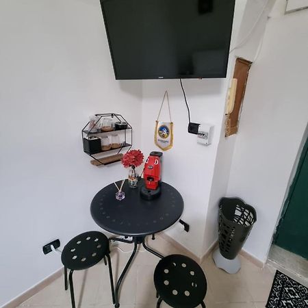 Donnaluisa Apartamento Nápoles Exterior foto